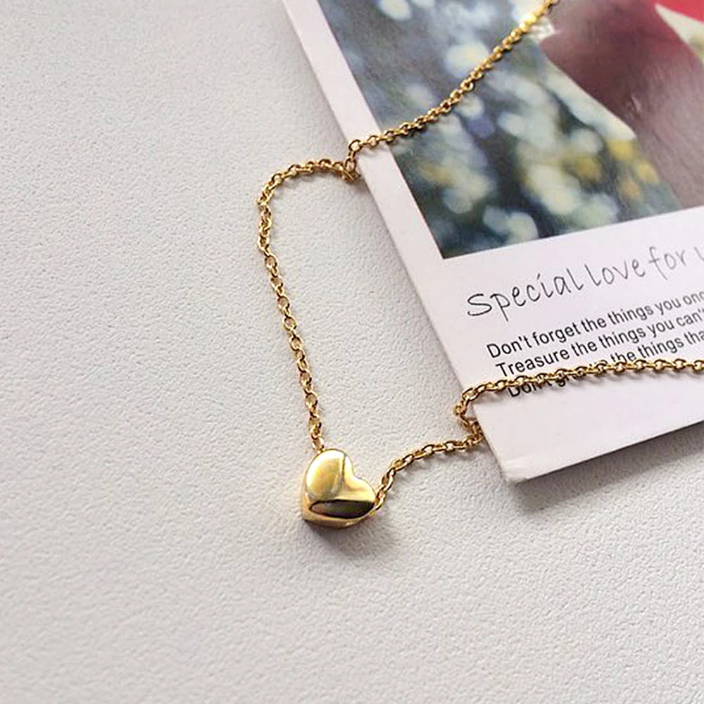 Women's Minimalist Heart Necklace – Gold, Silver or Rose Gold – Stainless Steel Choker Chain Pendant