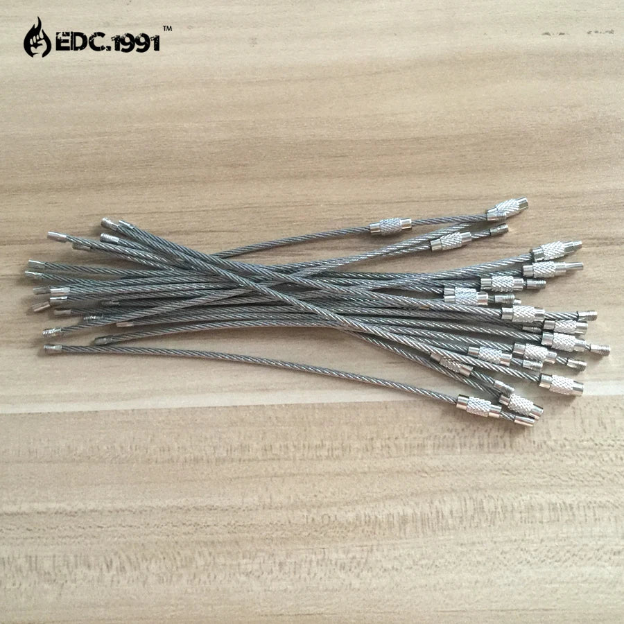 5-Piece Outdoor Camping EDC Gear: Multifunctional Stainless Steel Wire Rope Key Ring Set