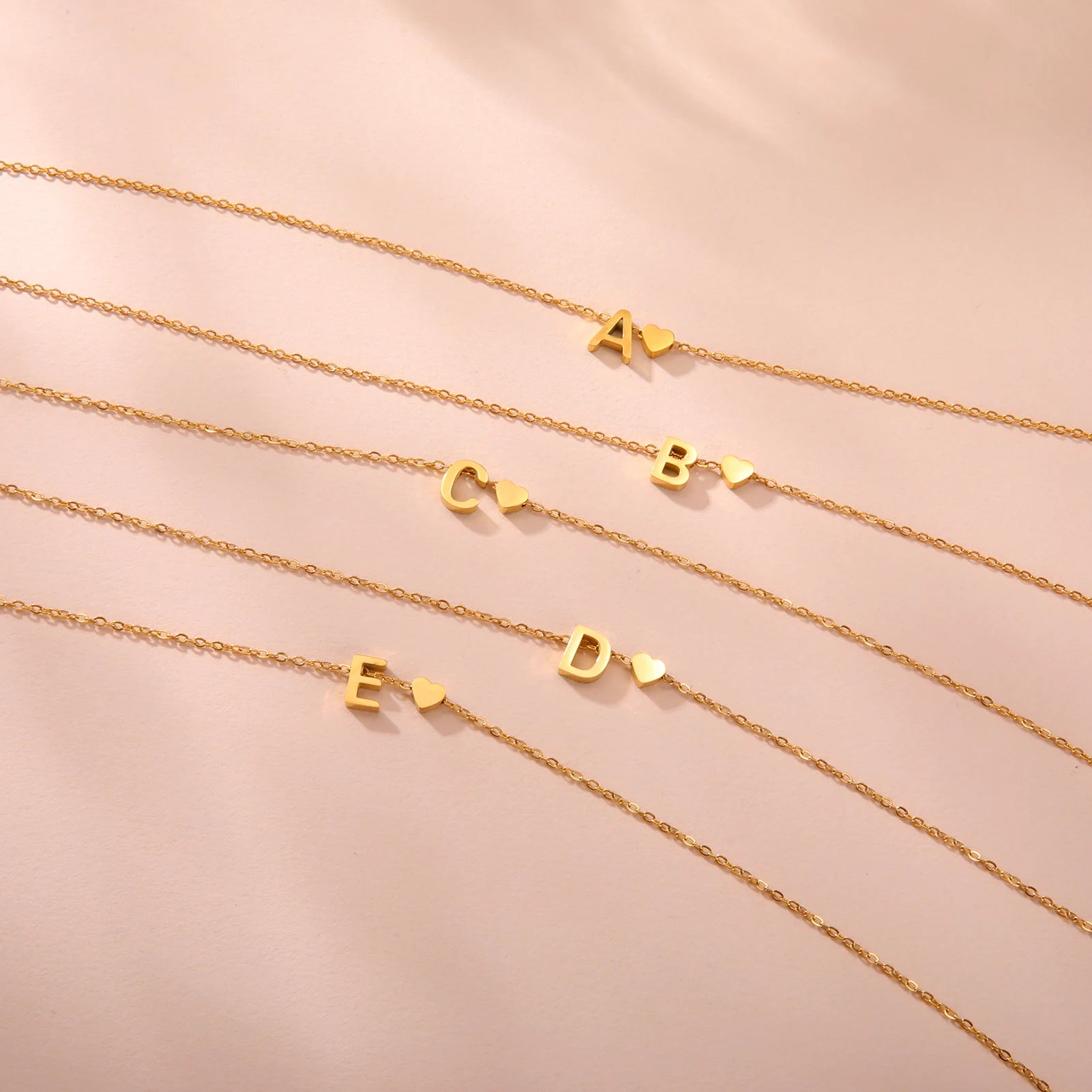 Initial Letter Mini Heart Pendant Necklace for Women Stainless Steel A-Z Alphabet Choker Chain Jewelry Christmas Gift